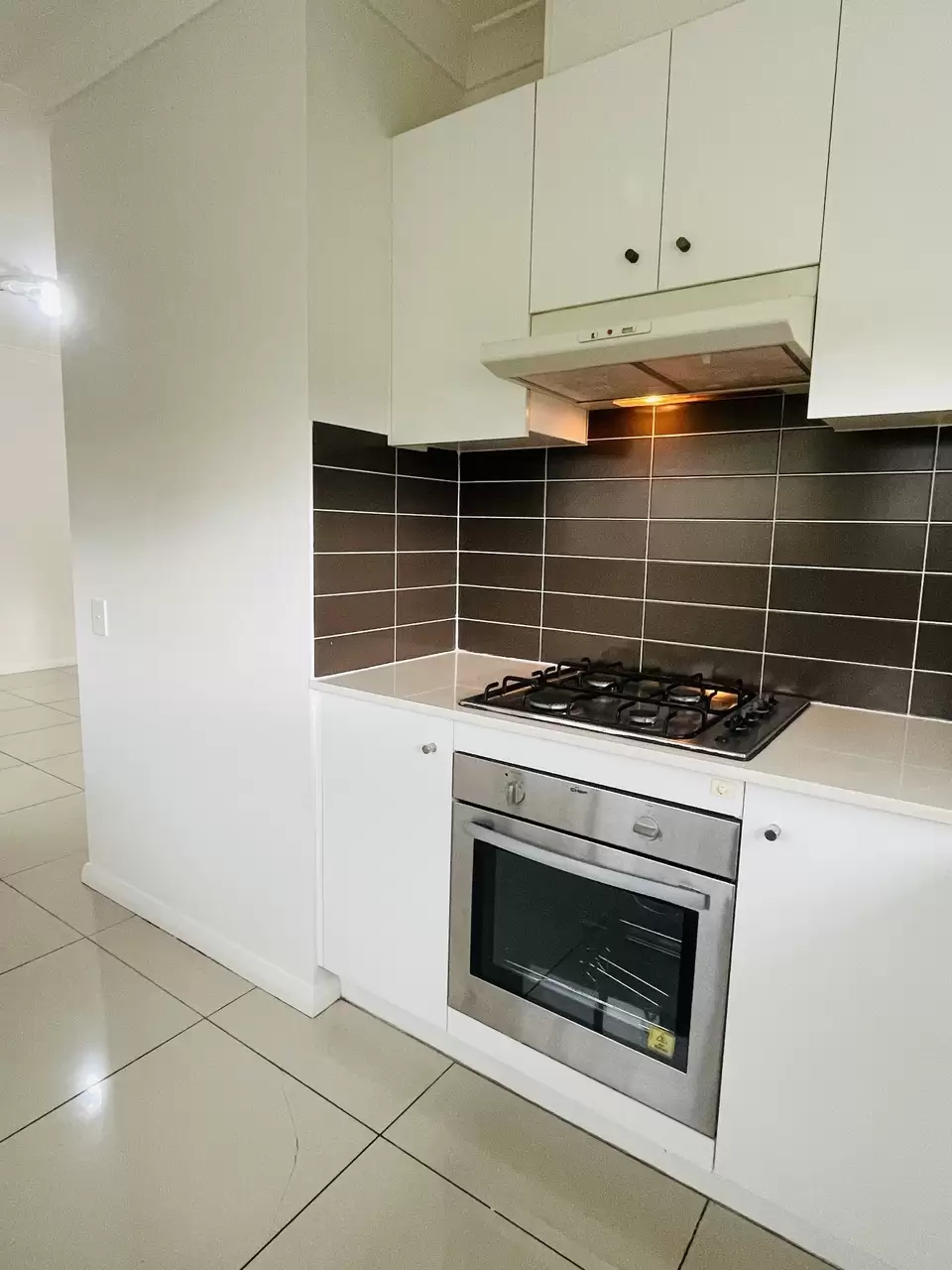 6/12-14 Clifton Street, Blacktown Leased by Murdoch Lee Estate Agents - image 3