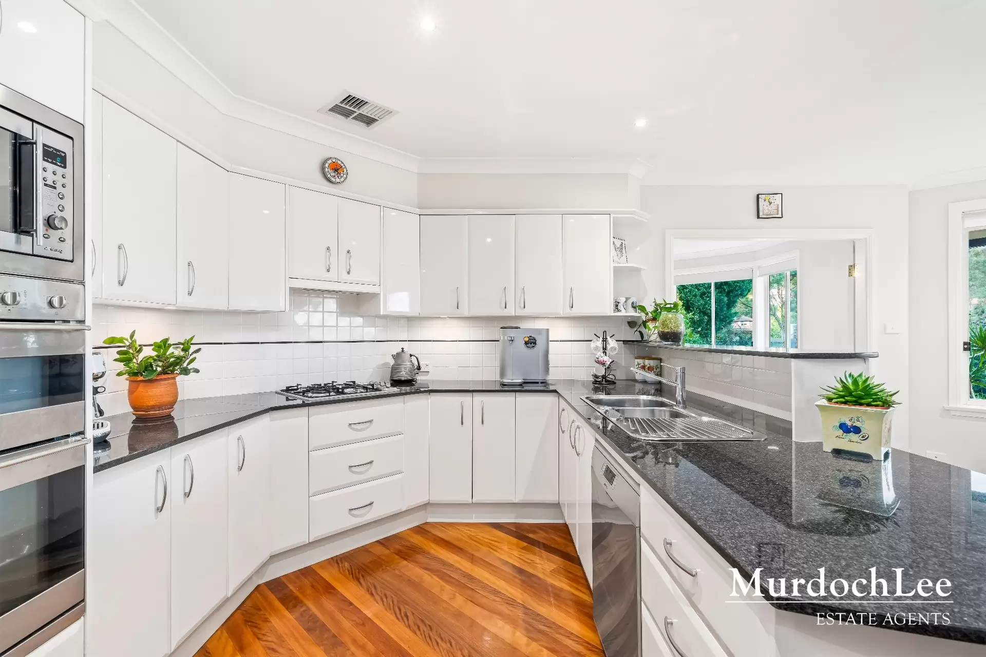 27 Armidale Crescent, Castle Hill Sold by Murdoch Lee Estate Agents - image 8