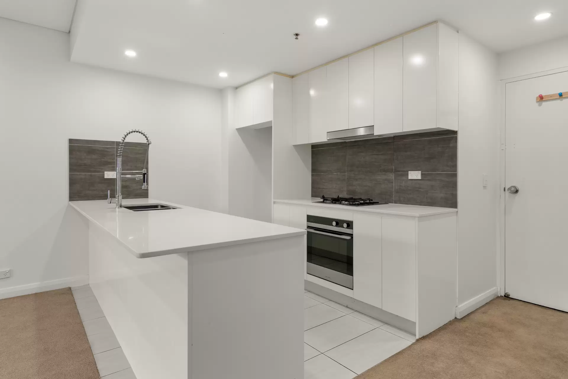 509/196B Stacey Street, Bankstown Sold by Murdoch Lee Estate Agents - image 5