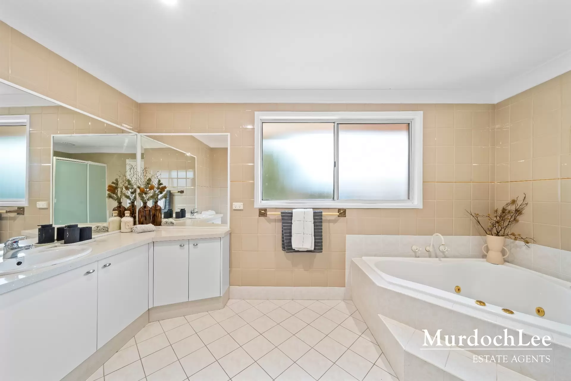 21 Crestwood Drive, Baulkham Hills Sold by Murdoch Lee Estate Agents - image 21