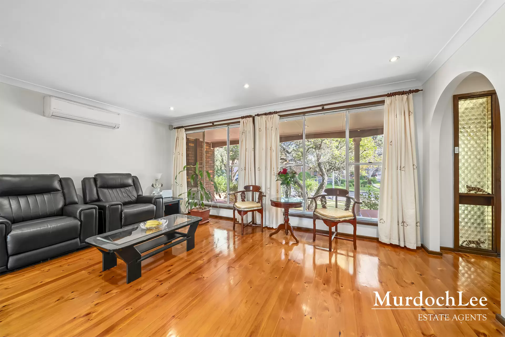 60 Macquarie Drive, Cherrybrook Sold by Murdoch Lee Estate Agents - image 2