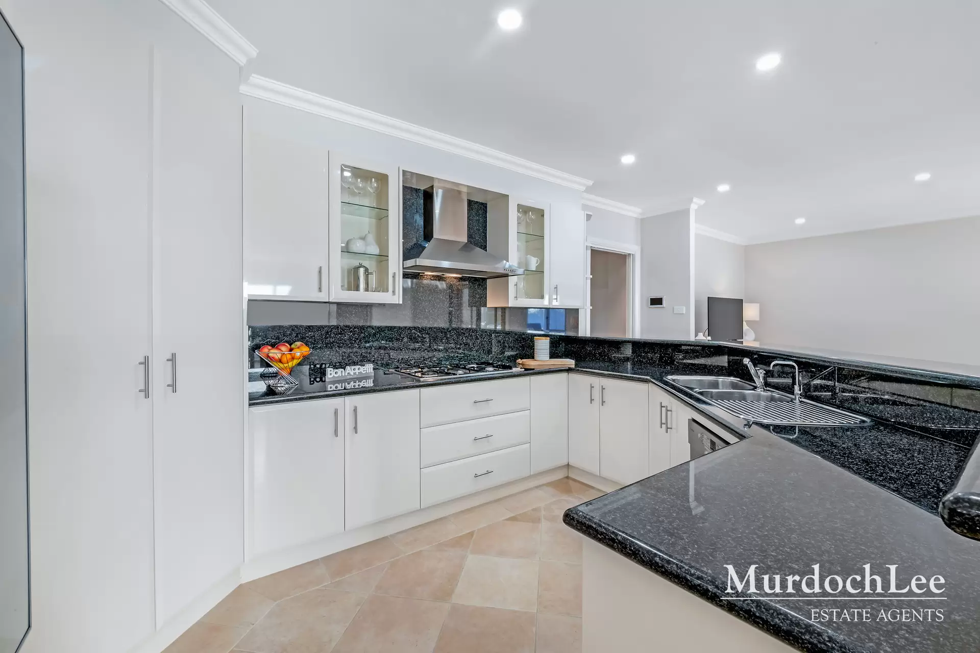 48 Bordeaux Crescent, Castle Hill Sold by Murdoch Lee Estate Agents - image 9